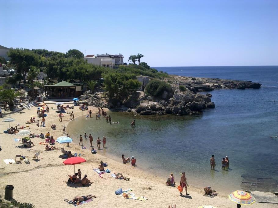 Casa Vacanze Il Carrubo Лепорано Екстериор снимка