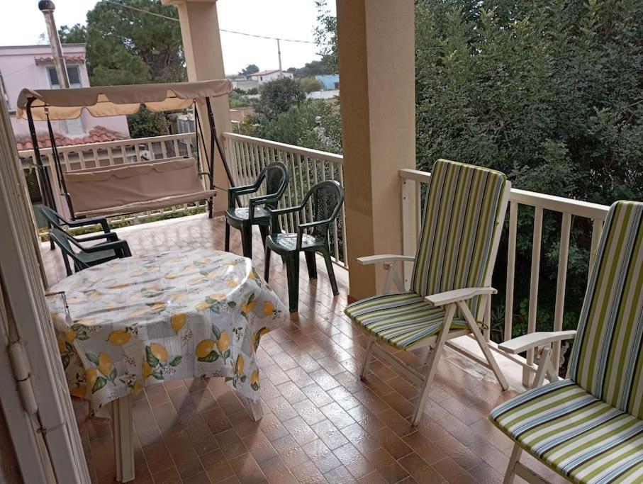 Casa Vacanze Il Carrubo Лепорано Екстериор снимка